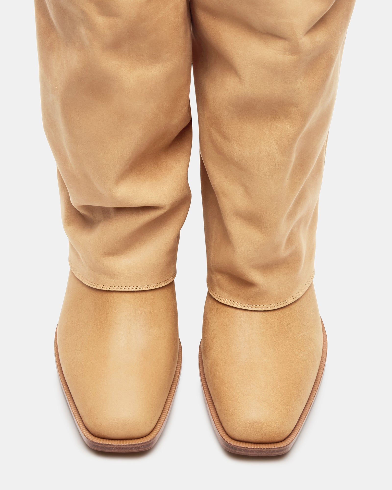 WINNICK BANANA LEATHER